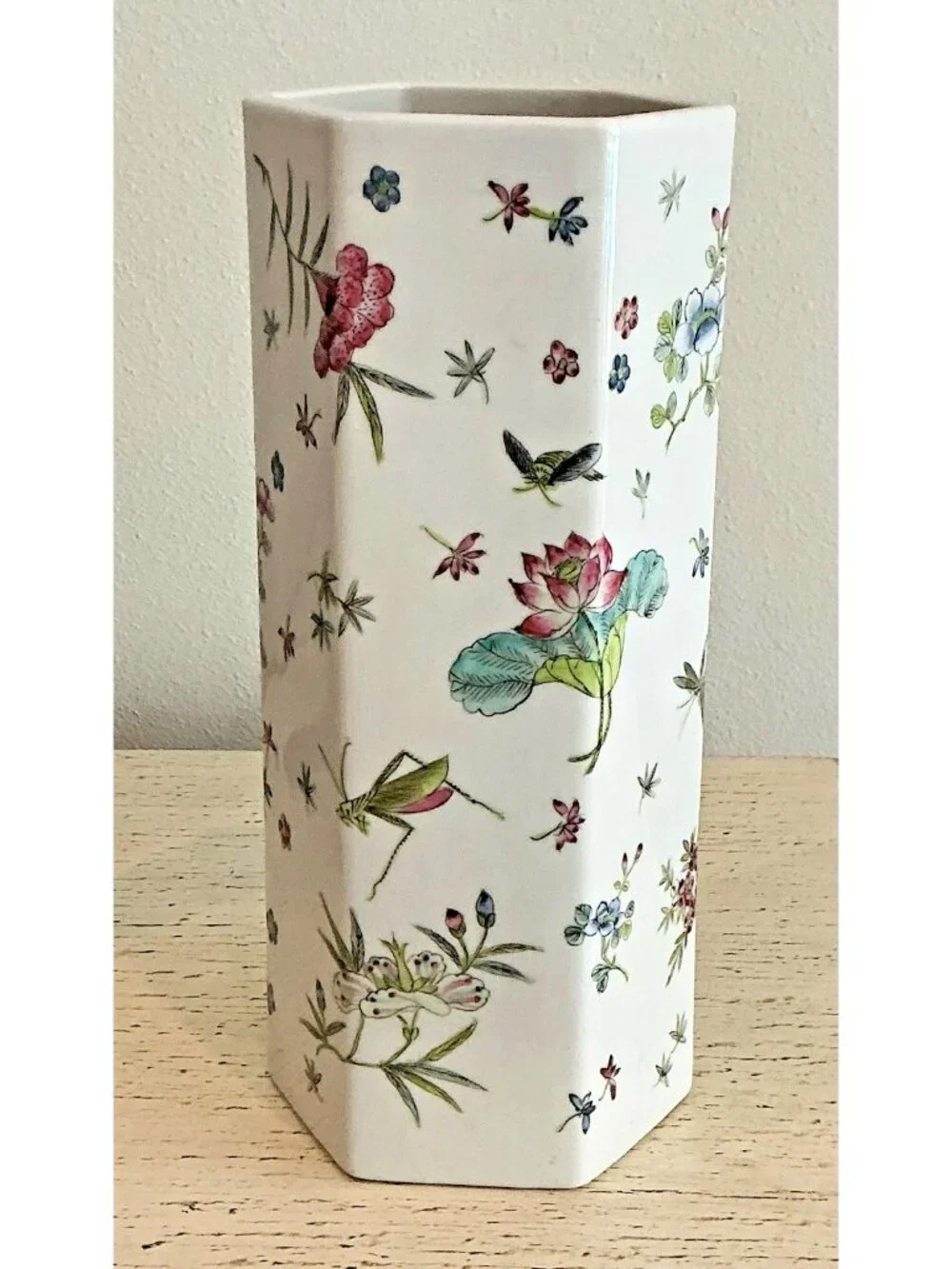 Chinoiserie Hexagon Vase Vintage Hong Kong Lotus Insect Floral Porcelain 12